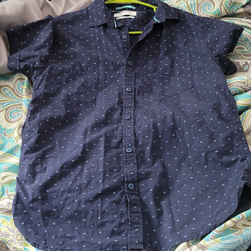 Collard shirt